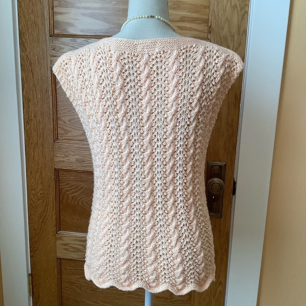 Vintage Hand Knit Peach Cable Knit Sweater Vest Scalloped Hem Size S - Picture 4 of 11